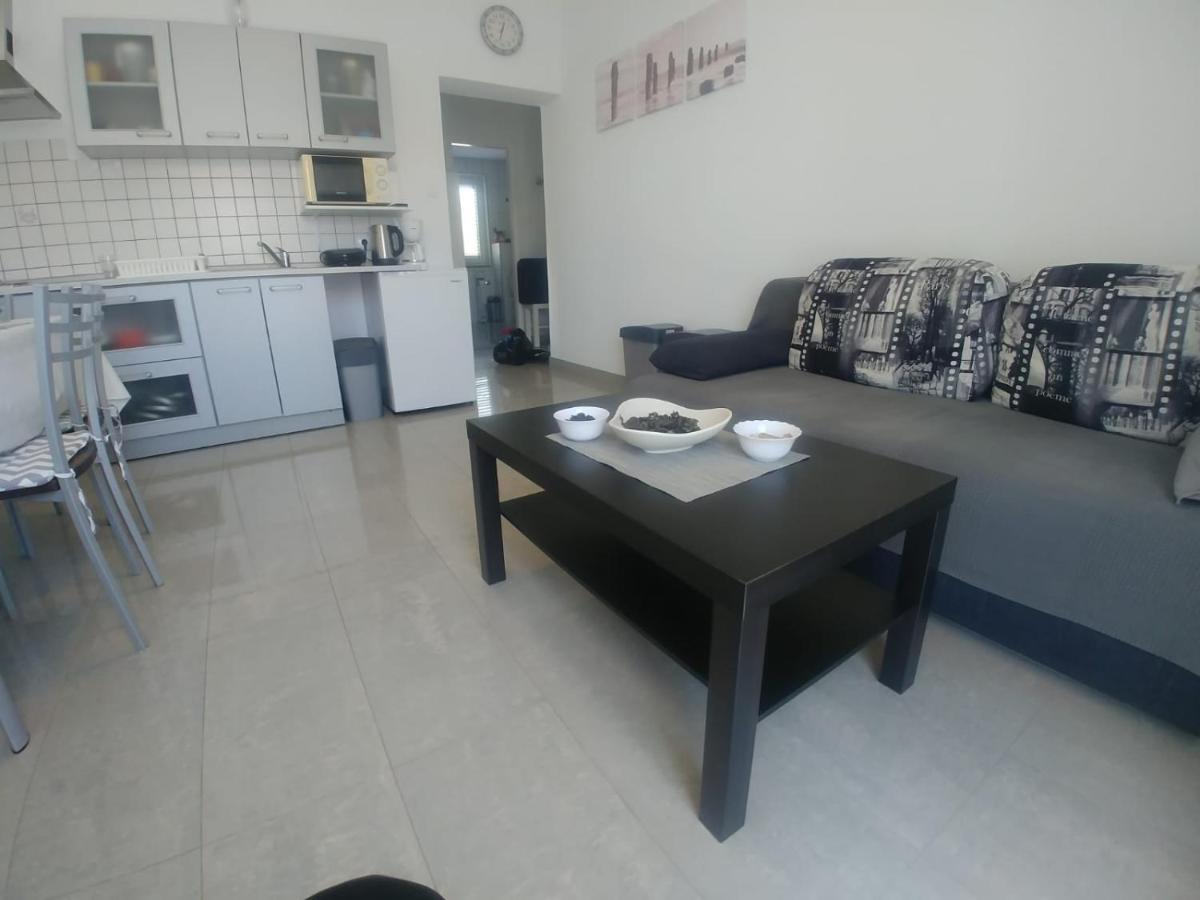 Lana Apartman Apartment เมดูลิน ภายนอก รูปภาพ